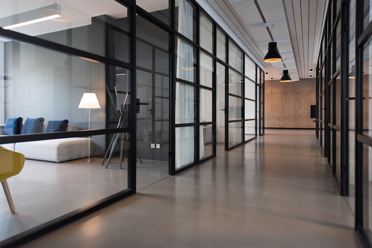 Yapay zekâ girişimi için modern teknoloji sitesi konsepti